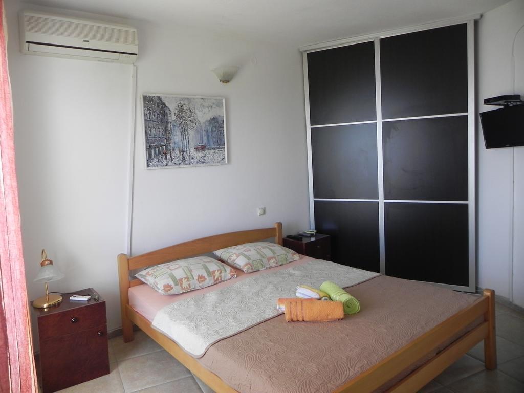 Apartments & Rooms Villa Anastasija Ulcinj Bilik gambar